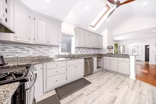 76 Fuller Rd, Weymouth, MA 02191 - Photo 5