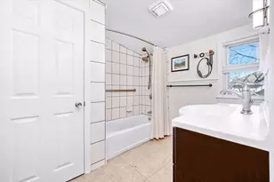 76 Fuller Rd, Weymouth, MA 02191 - Photo 11