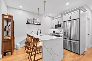 176 W Seventh St, Boston, MA 02127 - Photo 5