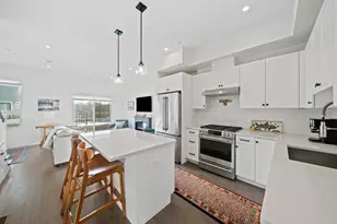 196 Gardner St, Boston, MA 02132 - Photo 7