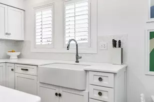 6 Summer St, Manchester by the Sea, MA 01944 - Photo 13