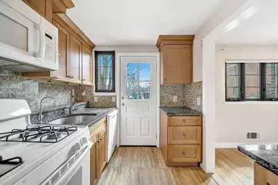 74 Duff St #74, Watertown, MA 02472 - Photo 3