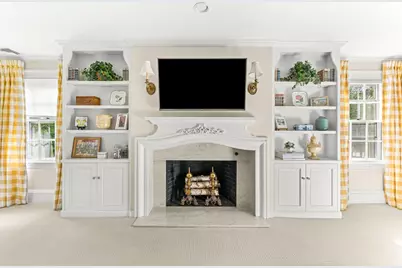 33 Hundreds Cir, Wellesley, MA 02481 - Photo 25