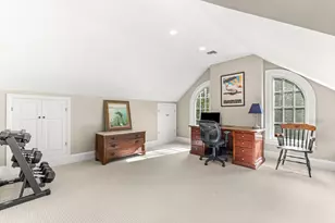 33 Hundreds Cir, Wellesley, MA 02481 - Photo 33