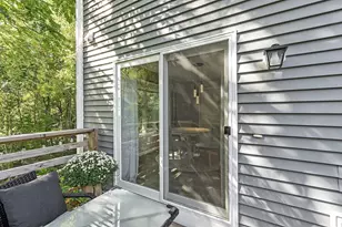 22 Apthorp St, Worcester, MA 01606 - Photo 29