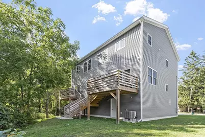 22 Apthorp St, Worcester, MA 01606 - Photo 31