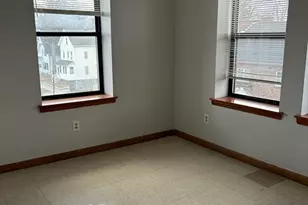 888 State St, Springfield, MA 01109 - Photo 3