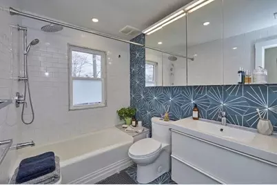 87 Bonad Rd, Brookline, MA 02467 - Photo 17