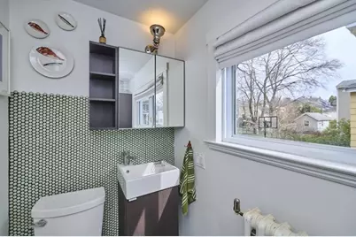 87 Bonad Rd, Brookline, MA 02467 - Photo 15