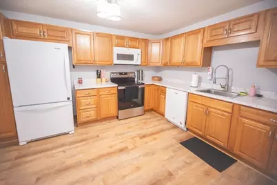 10 Wrentham Rd #212, Worcester, MA 01602 - Photo 9