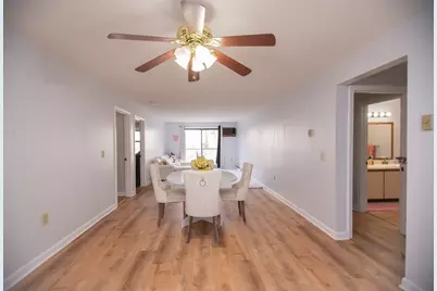 10 Wrentham Rd #212, Worcester, MA 01602 - Photo 7