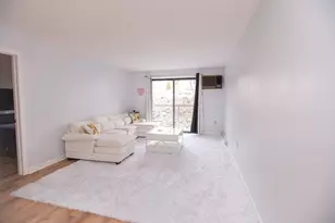 10 Wrentham Rd, Worcester, MA 01602 - Photo 5