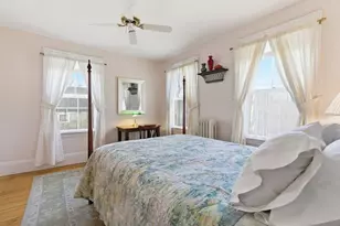 38 Hillside Ave, Bedford, MA 01730 - Photo 25