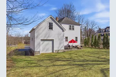 38 Hillside Ave, Bedford, MA 01730 - Photo 33