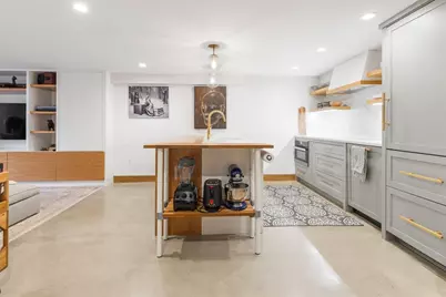 33 Worcester St #1, Boston, MA 02118 - Photo 5