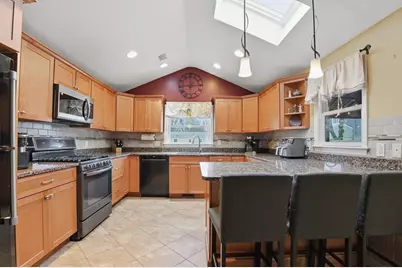 35 Armstrong Circle, Braintree, MA 02184 - Photo 9