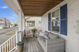 62 C St, Hull, MA 02045 - Photo 3