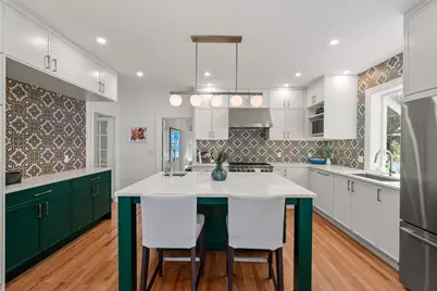 19 Forest St, Newton, MA 02461 - Photo 5