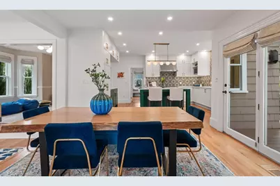 19 Forest St, Newton, MA 02461 - Photo 9