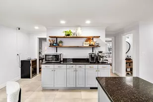 588 Andover St, Lowell, MA 01852 - Photo 11