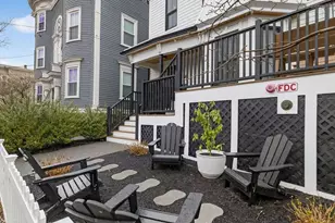 13 Quincy St, Somerville, MA 02143 - Photo 19