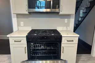 122 Bellevue Ave, Springfield, MA 01108 - Photo 17