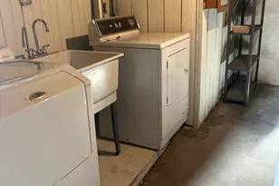 122 Bellevue Ave, Springfield, MA 01108 - Photo 39