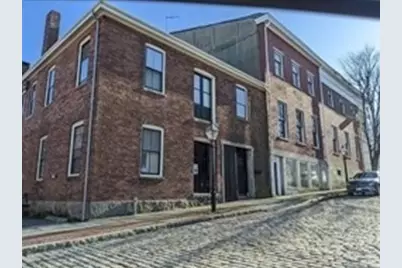 13R Hamilton, New Bedford, MA 02740 - Photo 1