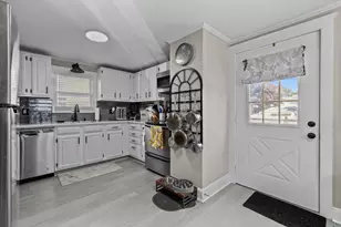 24 River St, Danvers, MA 01923 - Photo 5