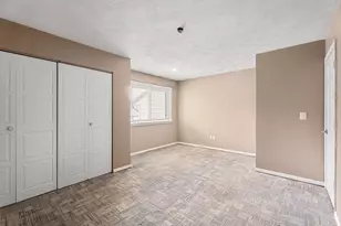 23 Pebble Pl, Malden, MA 02148 - Photo 9