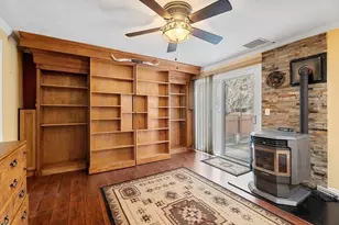 23 Pebble Pl, Malden, MA 02148 - Photo 11