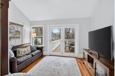 52 Maple St, Hamilton, MA 01982 - Photo 17