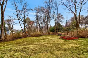 52 Maple St, Hamilton, MA 01982 - Photo 41