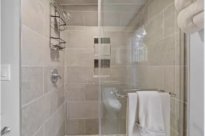 52 Maple St, Hamilton, MA 01982 - Photo 29