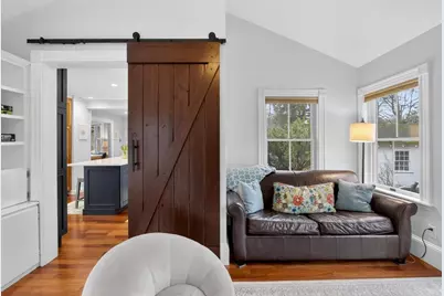 52 Maple St, Hamilton, MA 01982 - Photo 19