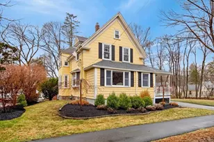 52 Maple St, Hamilton, MA 01982 - Photo 3