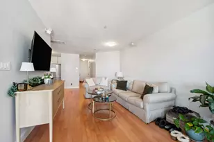 312-320 W 3rd St, Boston, MA 02127 - Photo 3