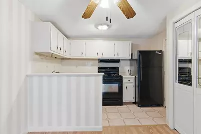 136 Tyngsboro Rd #7, Chelmsford, MA 01863 - Photo 5