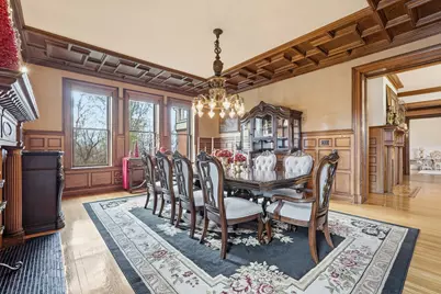 270 Maple St, Springfield, MA 01105 - Photo 9