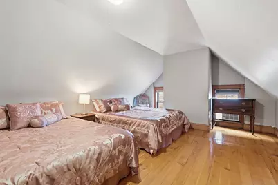 270 Maple St, Springfield, MA 01105 - Photo 37