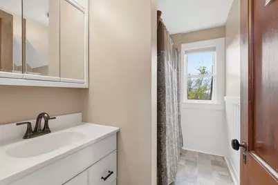 270 Maple St, Springfield, MA 01105 - Photo 39