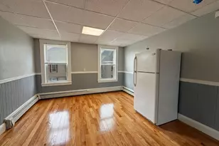 117 University Ave, Lowell, MA 01854 - Photo 3
