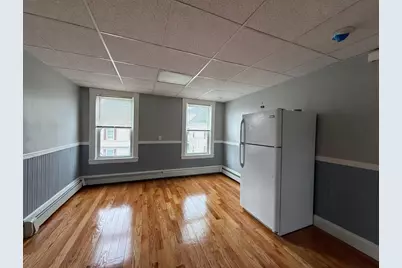 117 University Ave #3, Lowell, MA 01854 - Photo 5