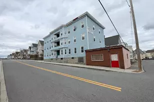 133 University Ave, Lowell, MA 01854 - Photo 9