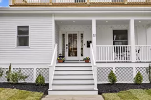 32 Columbia St, Brookline, MA 02446 - Photo 3