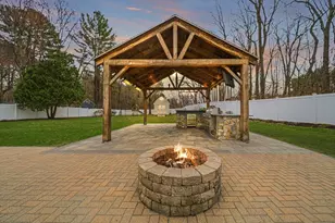 8 Stanley Dr, Framingham, MA 01701 - Photo 37