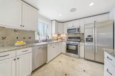 8 Stanley Drive, Framingham, MA 01701 - Photo 3