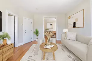 18 Centre St, Cambridge, MA 02139 - Photo 3