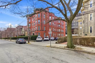 18 Centre St #304, Cambridge, MA 02139 - Photo 17