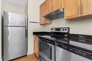 18 Centre St, Cambridge, MA 02139 - Photo 7